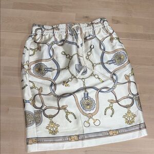 J. McLaughlin Cream and Gold Chain Print‎ Mini Skirt